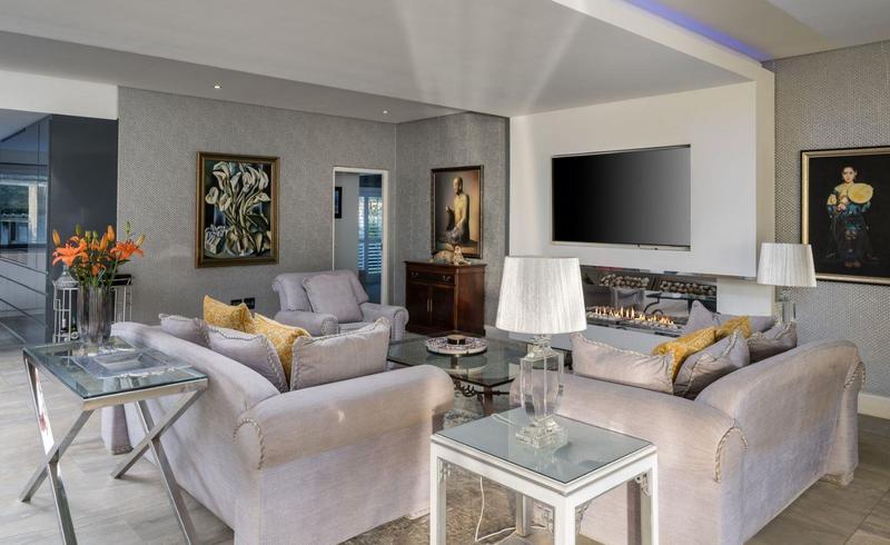 8 Bedroom Property for Sale in Somerset West Western Cape